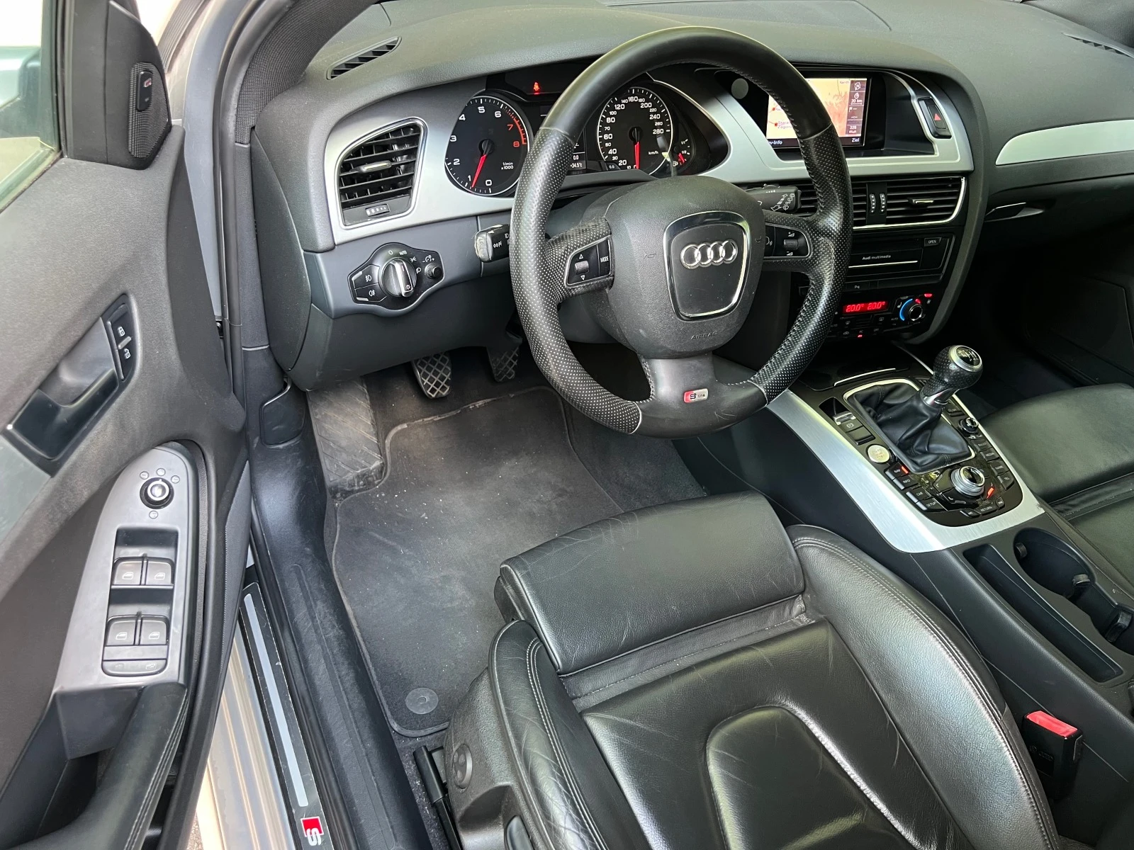 Audi A4 2.0T S-LINE/KEYLESS/XENON/NAVI/PODGREV/KOJA/UNIKAT - изображение 9