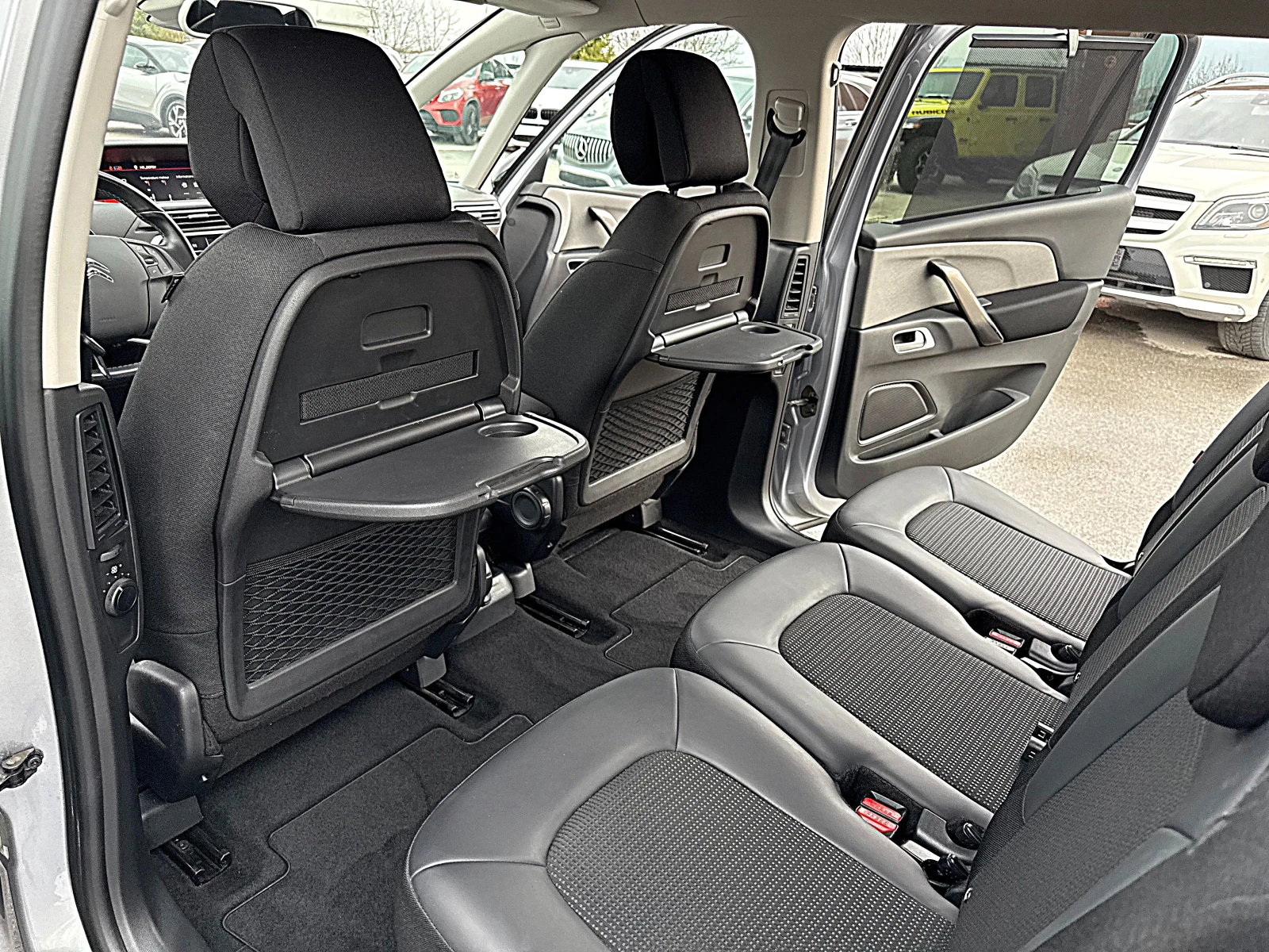 Citroen C4 Grand Spacetourer-2022год-7места-NAVI-Led-НОВА !!! | Mobile.bg — изображение 14