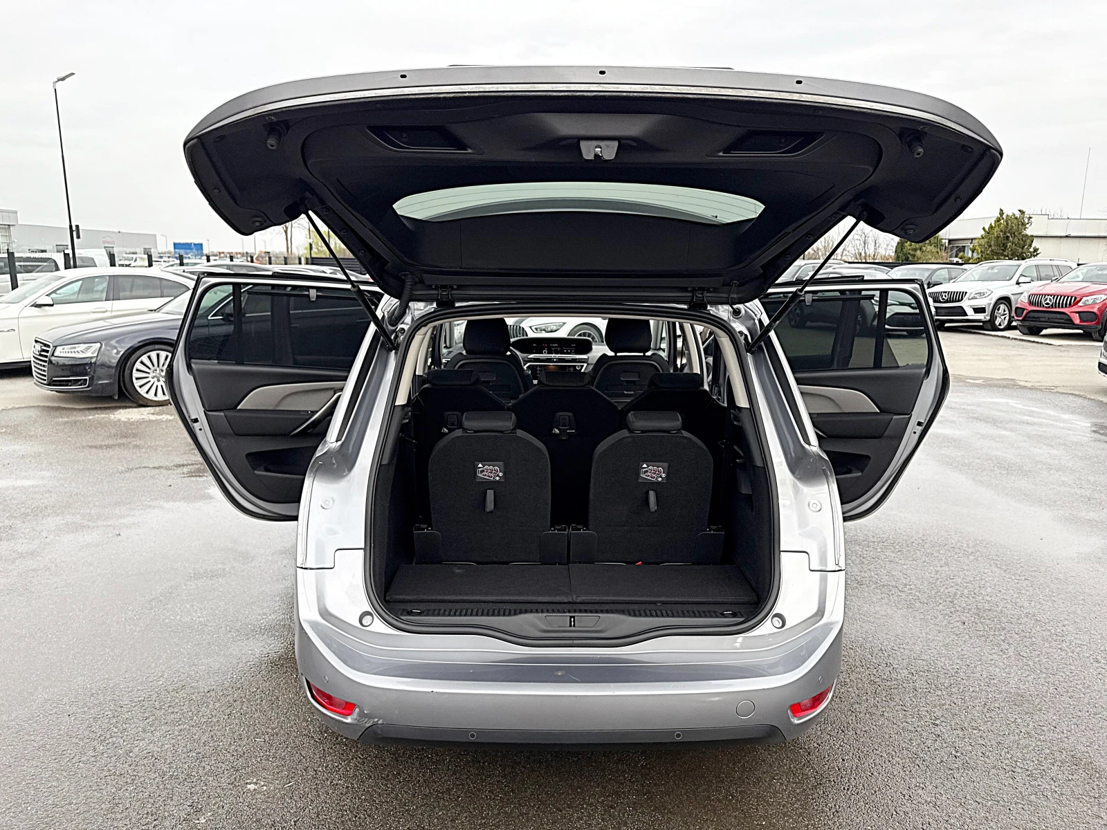 Citroen C4 Grand Spacetourer-2022год-7места-NAVI-Led-НОВА !!! | Mobile.bg — изображение 15