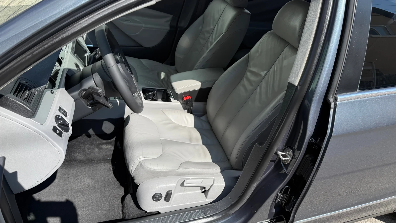 VW Passat ВСИЧКИ ЕКСТРИ  - изображение 10
