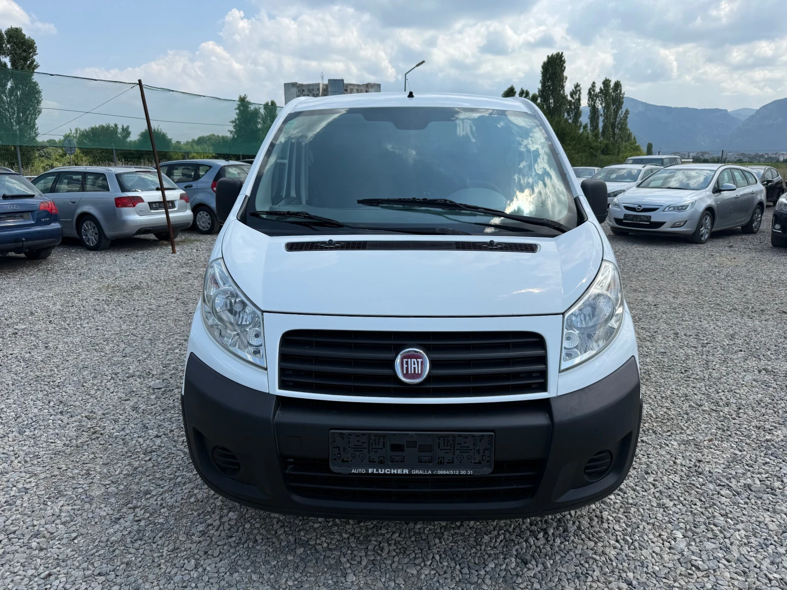 Fiat Scudo 2.0JTD-120PS-КЛИМАТИК - изображение 2