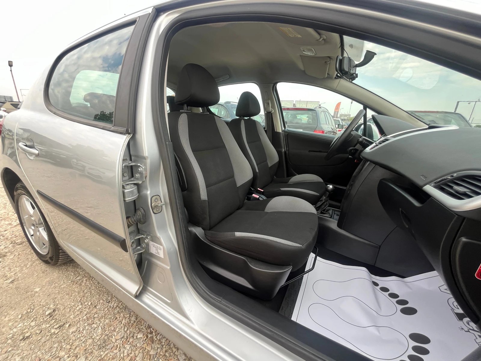 Peugeot 207 1.4i, 75ck, ,  | Mobile.bg   12