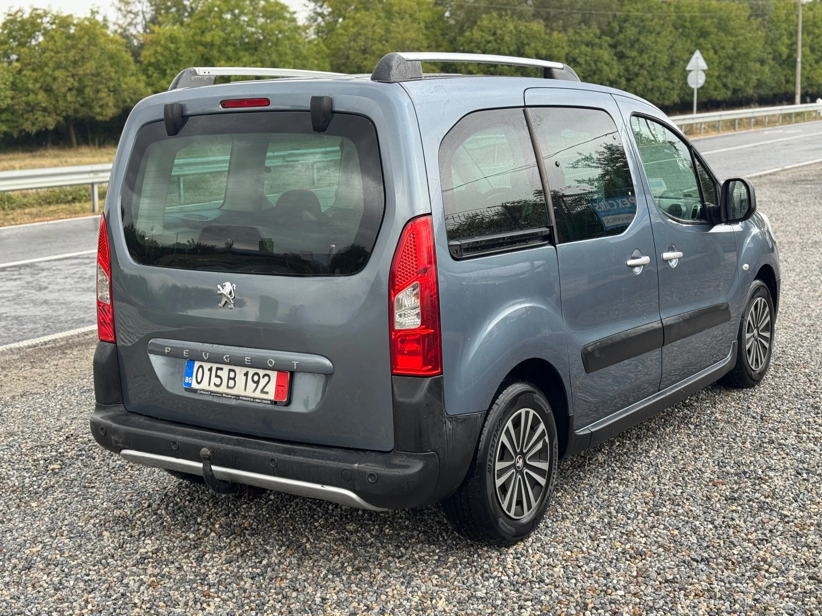 Peugeot Partner 1.6HDI* Климатик* Панорама* Германия*  - изображение 4