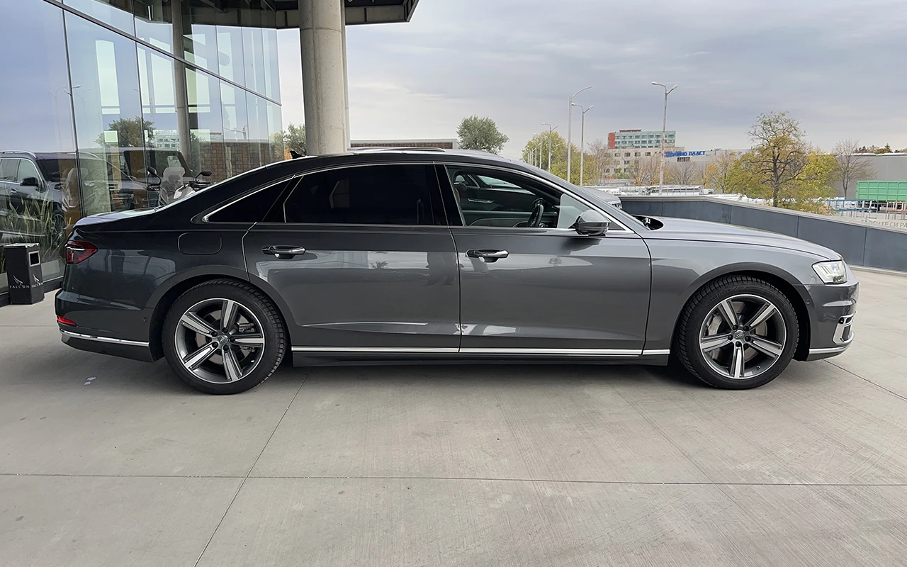 Audi A8 L 60 V8 TFSI quattro Exclusive | Mobile.bg   3