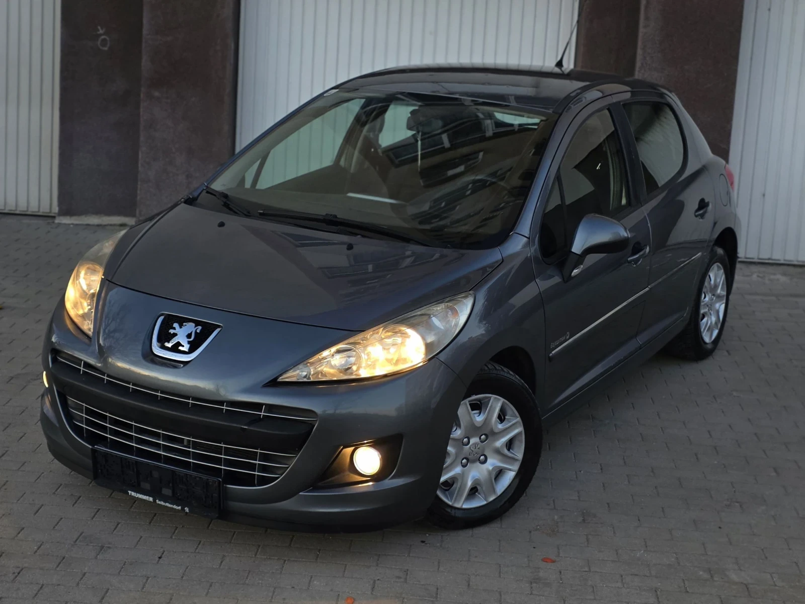 Peugeot 207 /EDITION* 1.4i/ - изображение 2