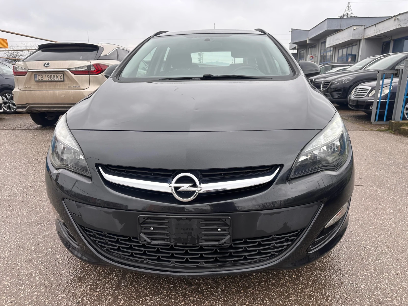 Opel Astra Sport Tourer газ-бензин - изображение 2