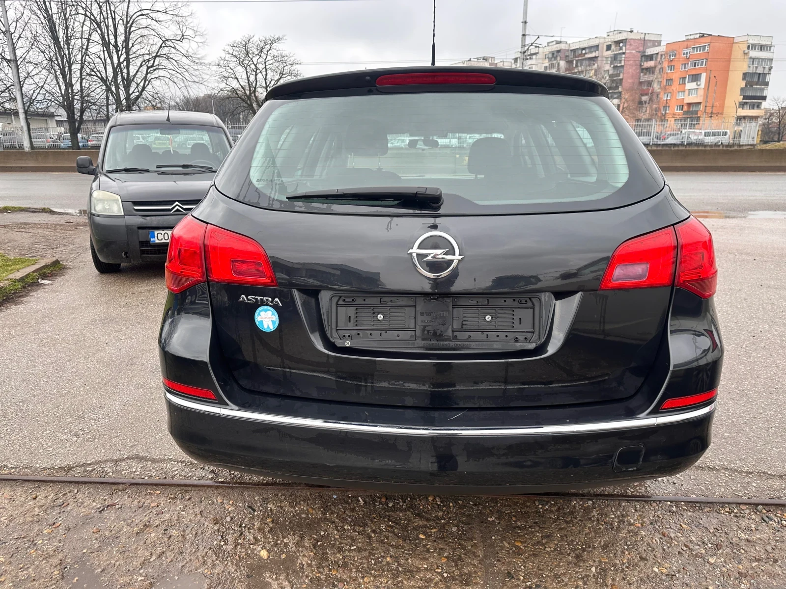Opel Astra Sport Tourer газ-бензин - изображение 6