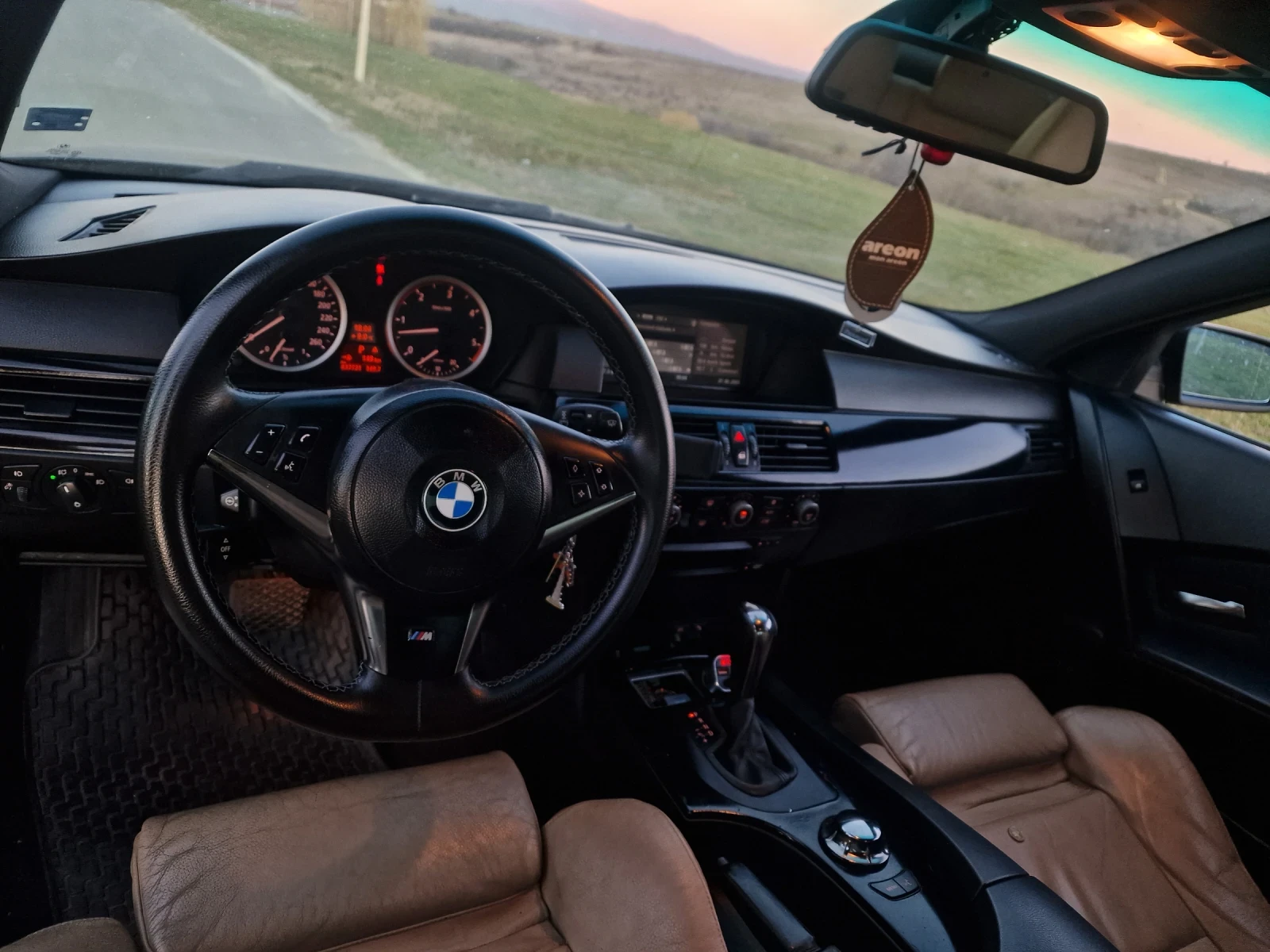 BMW 535 3.5, снимка 8 - Автомобили и джипове - 53787256