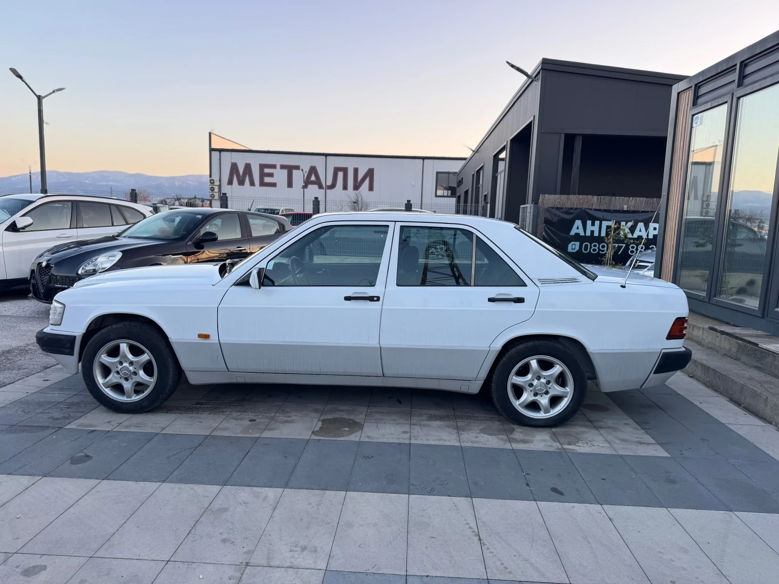 Mercedes-Benz 190 Климатик * Италия* , снимка 5 - Автомобили и джипове - 53788317