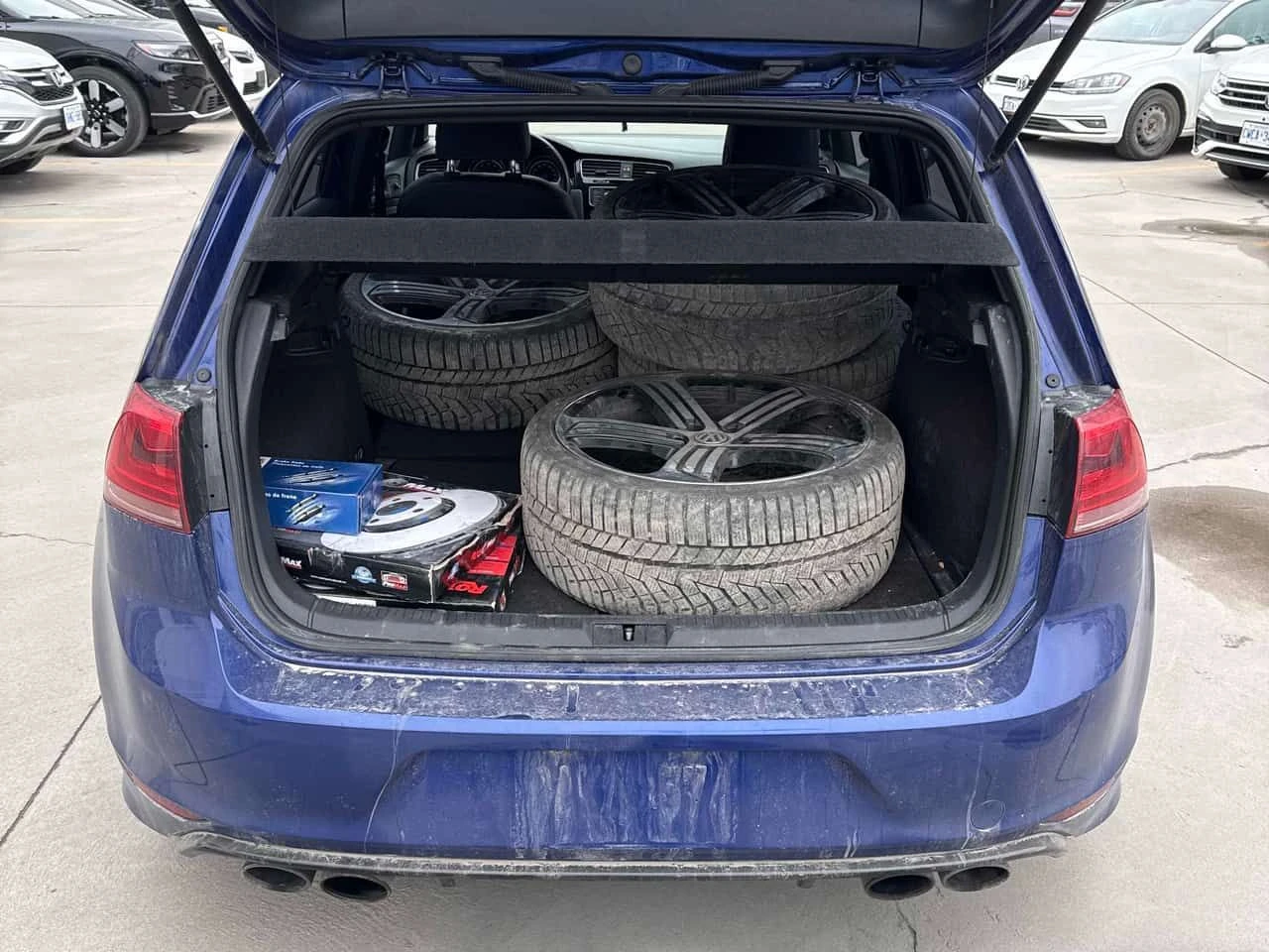 VW Golf R /ОТ ПРЕДСТАВИТЕЛСТВО/+ ГУМИ и ДЖАНТИ, снимка 10 - Автомобили и джипове - 53991021