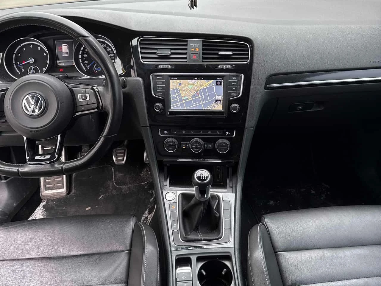 VW Golf R /ОТ ПРЕДСТАВИТЕЛСТВО/+ ГУМИ и ДЖАНТИ, снимка 9 - Автомобили и джипове - 53991021