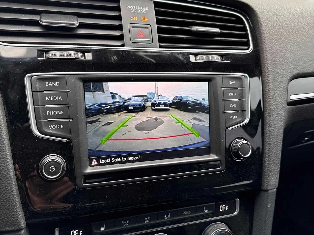 VW Golf R /ОТ ПРЕДСТАВИТЕЛСТВО/+ ГУМИ и ДЖАНТИ, снимка 8 - Автомобили и джипове - 53991021