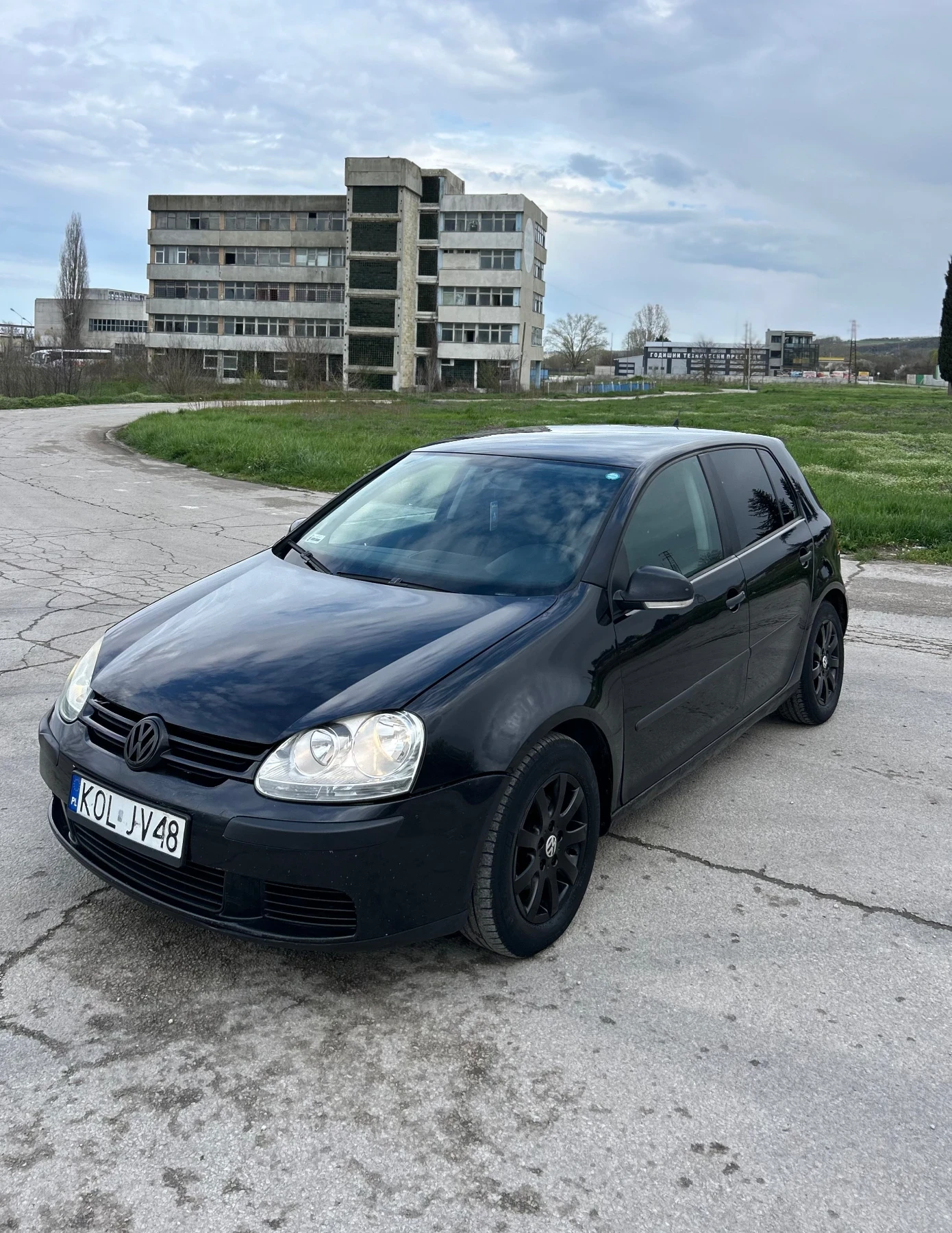 VW Golf 1.9 TDI, снимка 7 - Автомобили и джипове - 54151434