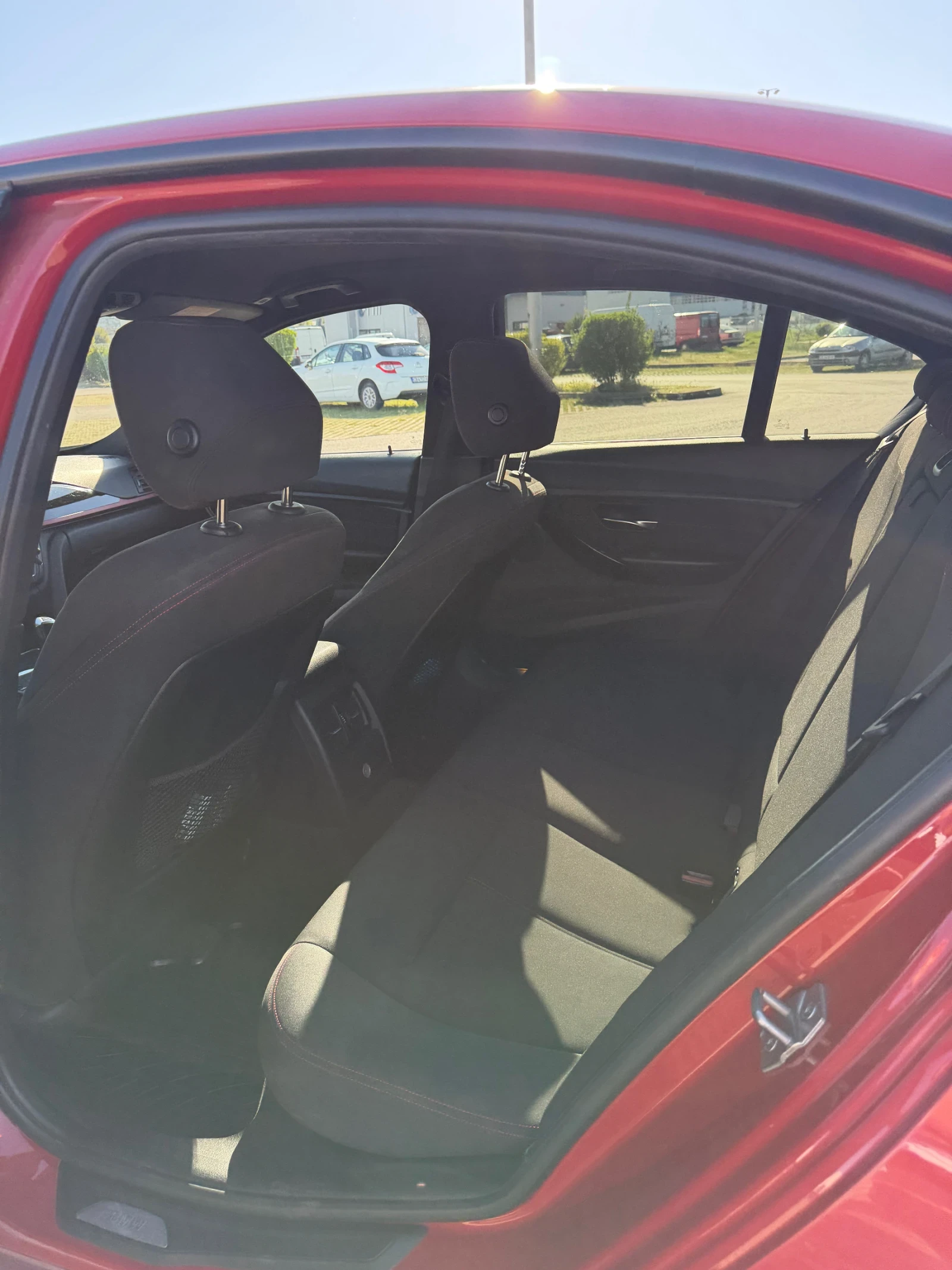 BMW 320 M-package обслужена!!!, снимка 10 - Автомобили и джипове - 54322053