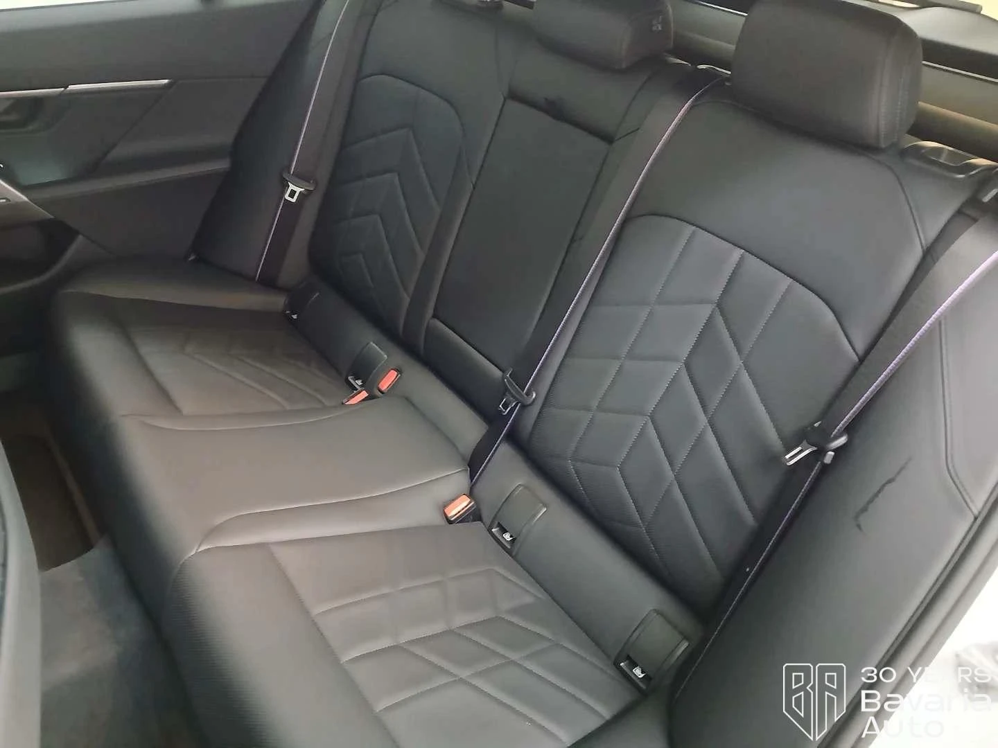 BMW 520 d Touring M Sport Pro Steptronic, снимка 8 - Автомобили и джипове - 54428145