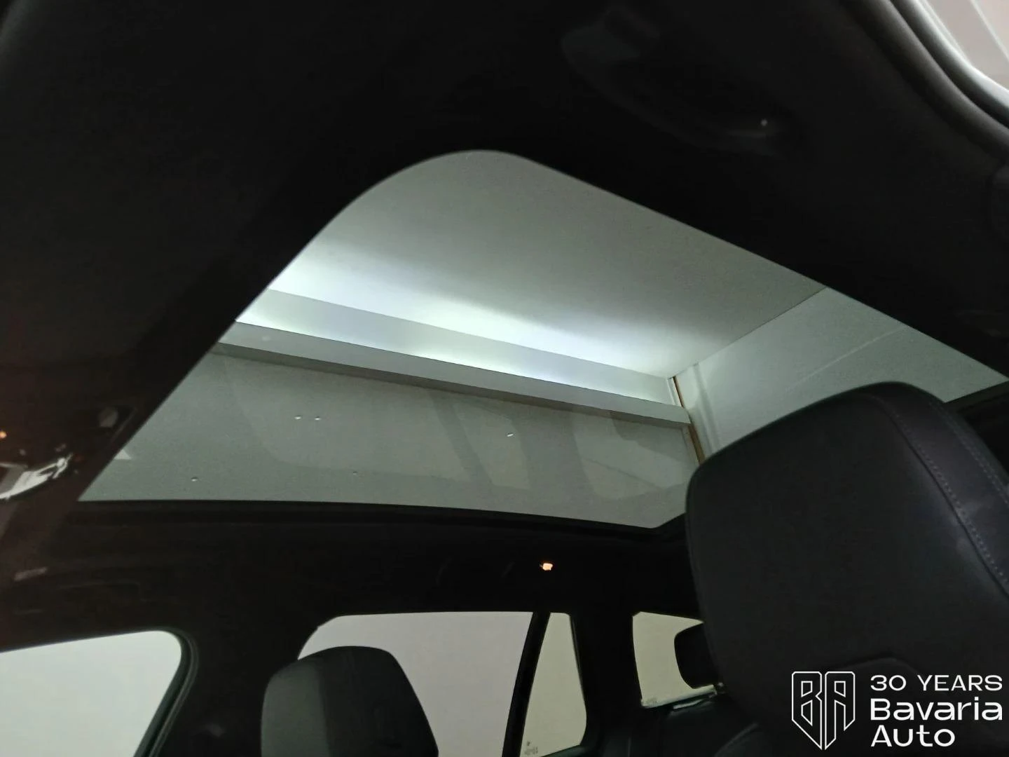 BMW 520 d Touring M Sport Pro Steptronic, снимка 9 - Автомобили и джипове - 54428145