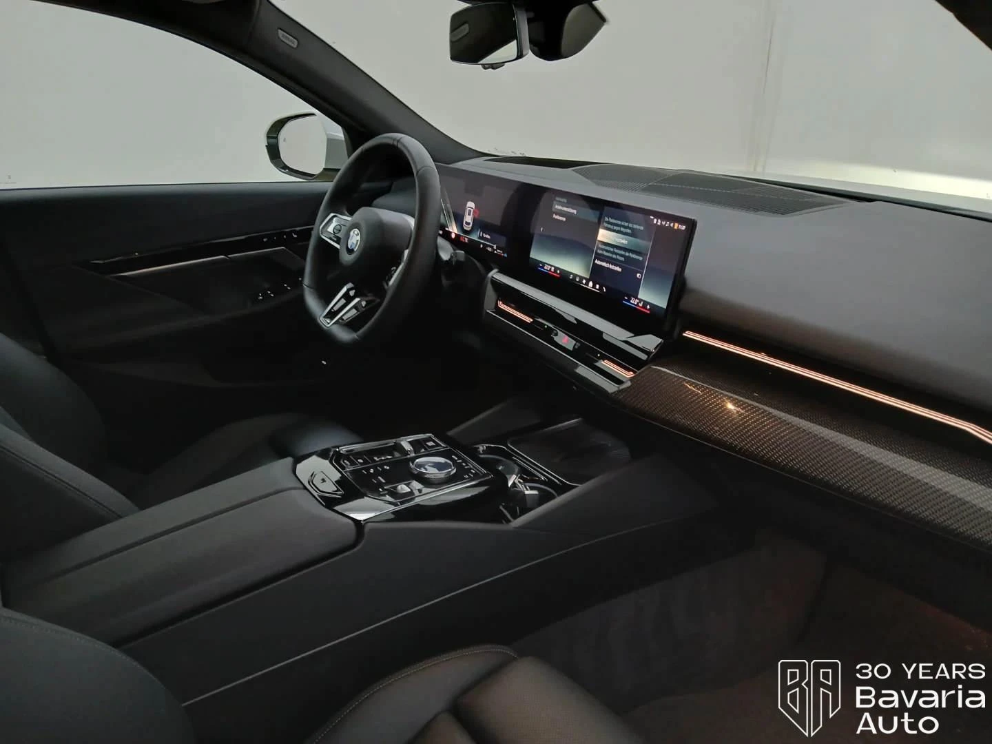 BMW 520 d Touring M Sport Pro Steptronic, снимка 7 - Автомобили и джипове - 54428145