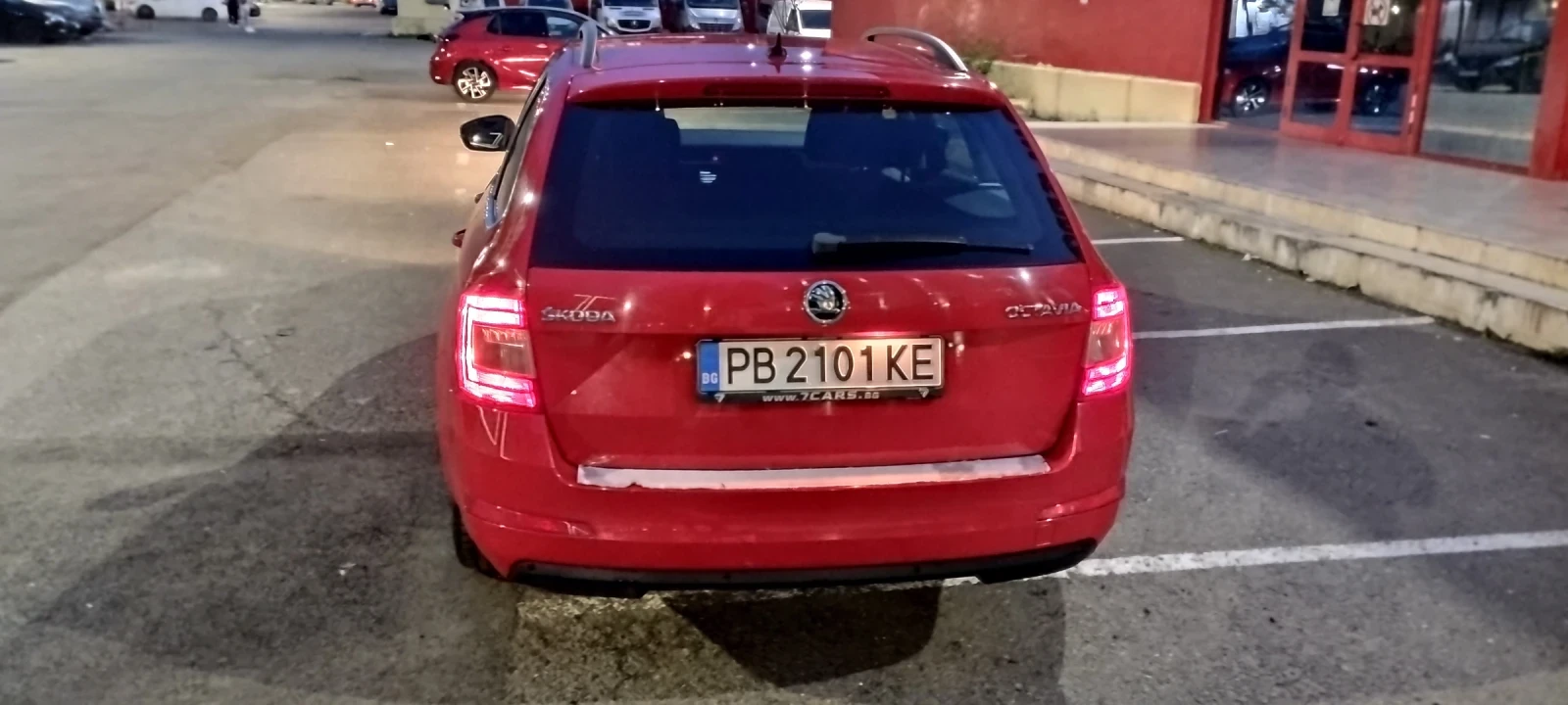 Skoda Octavia 1.6 D Edition, снимка 4 - Автомобили и джипове - 54683691