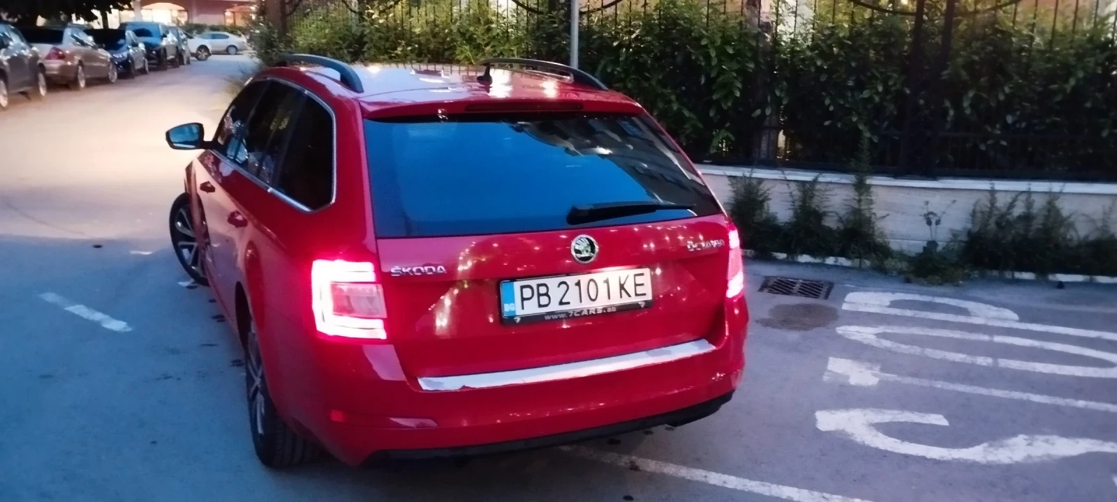 Skoda Octavia 1.6 D Edition, снимка 12 - Автомобили и джипове - 54683691
