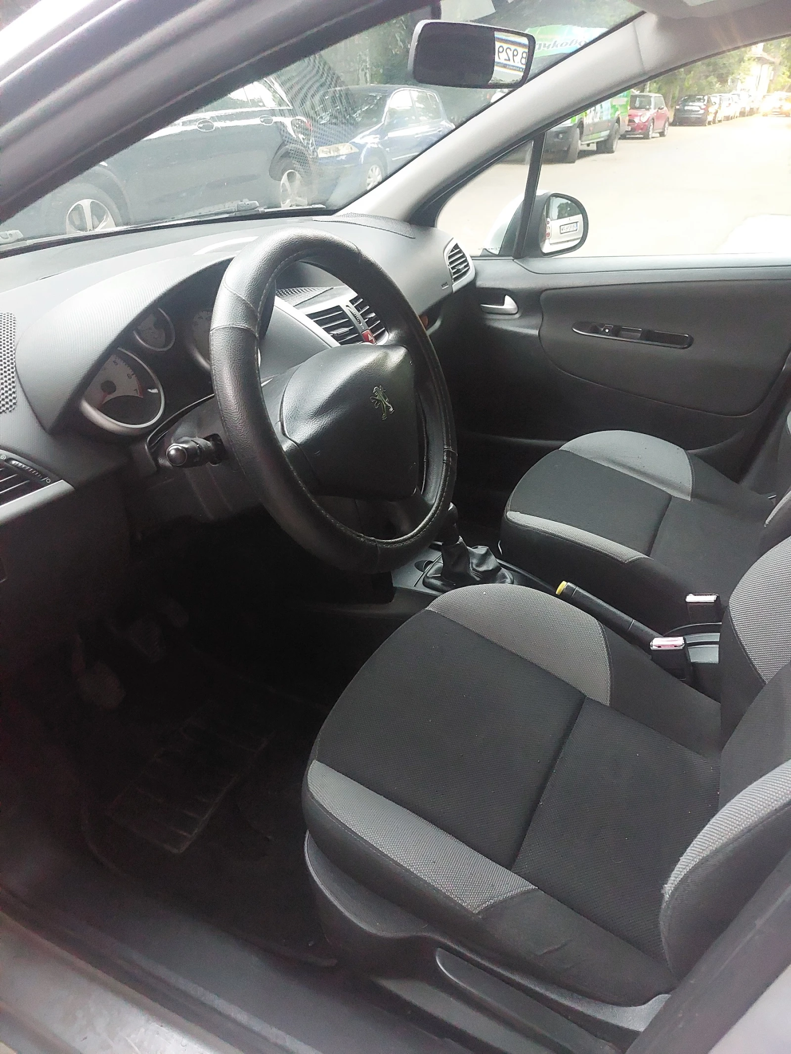 Peugeot 207, снимка 7 - Автомобили и джипове - 55016054