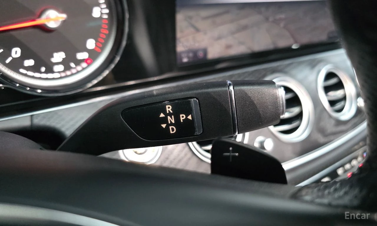 Mercedes-Benz E 220 �������� * ���� * HEAD-UP * ����������  | Mobile.bg � ����������� 11