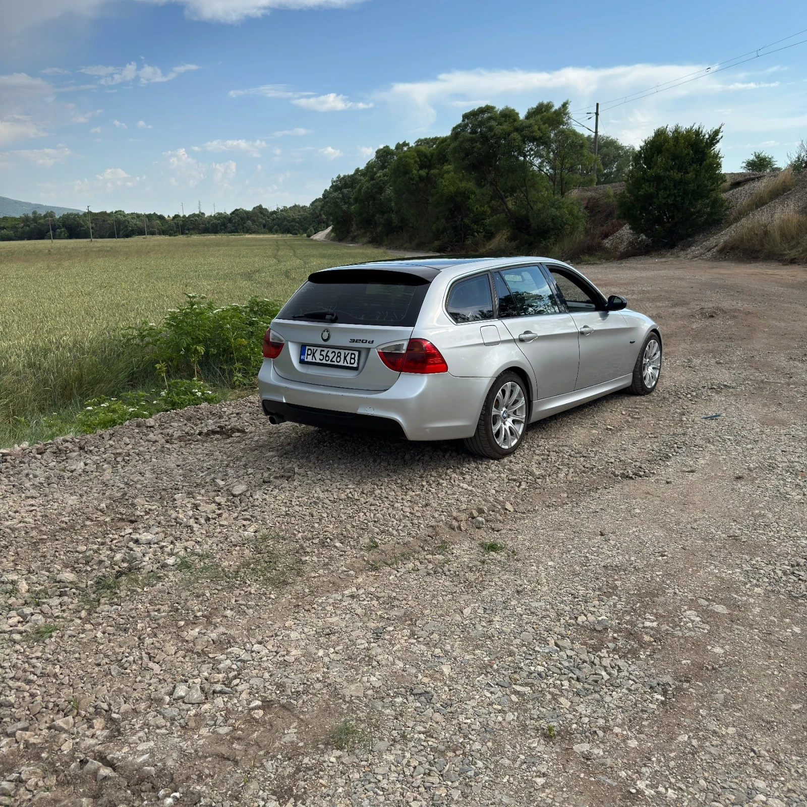 BMW 320 320d, снимка 5 - Автомобили и джипове - 55104279