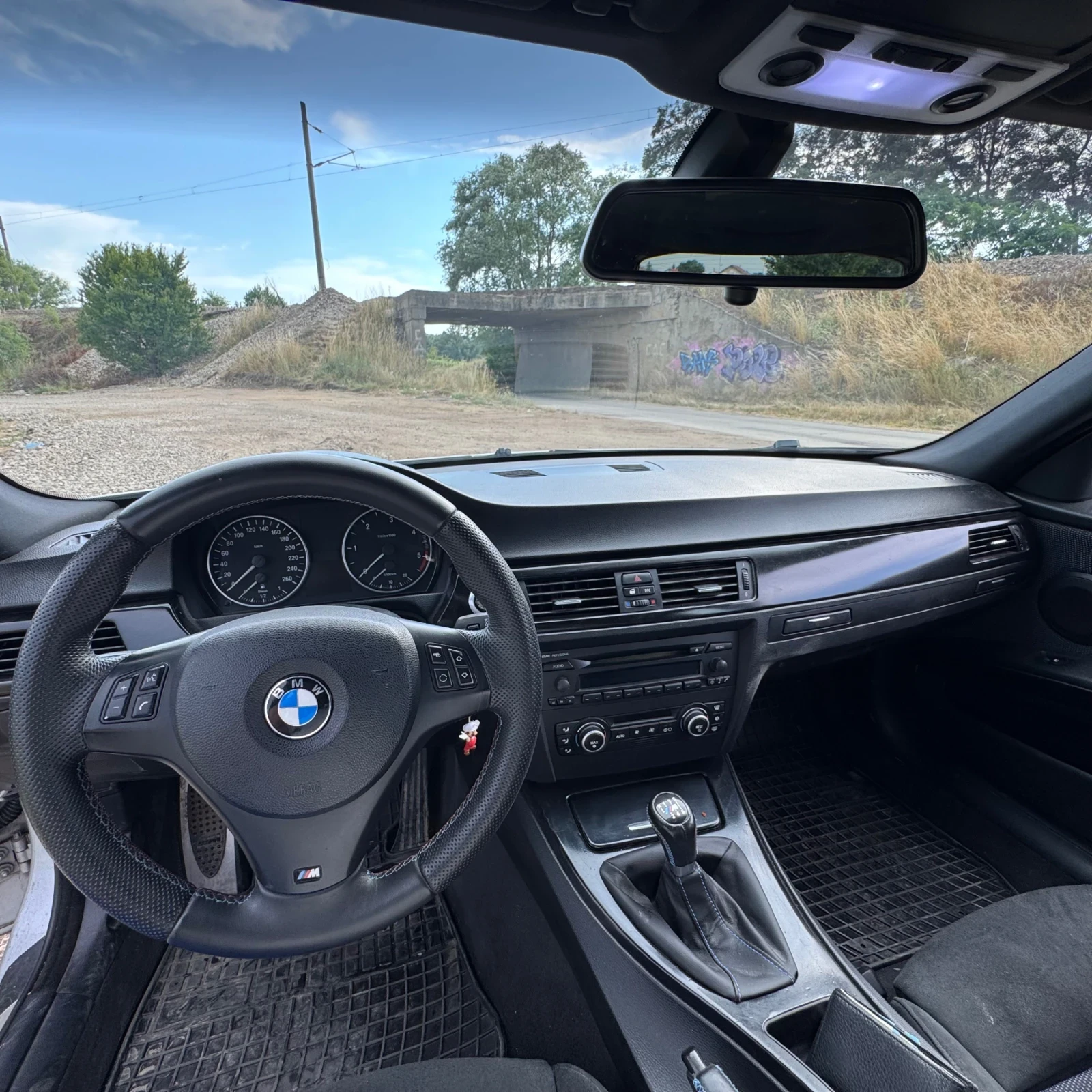 BMW 320 320d, снимка 10 - Автомобили и джипове - 55104279