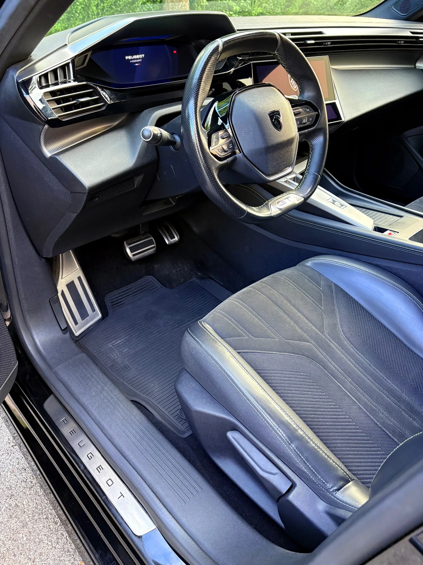 Peugeot 308 GT | MATRIX фарове | ДИСТРОНИК | 8 мм, снимка 8 - Автомобили и джипове - 55105950