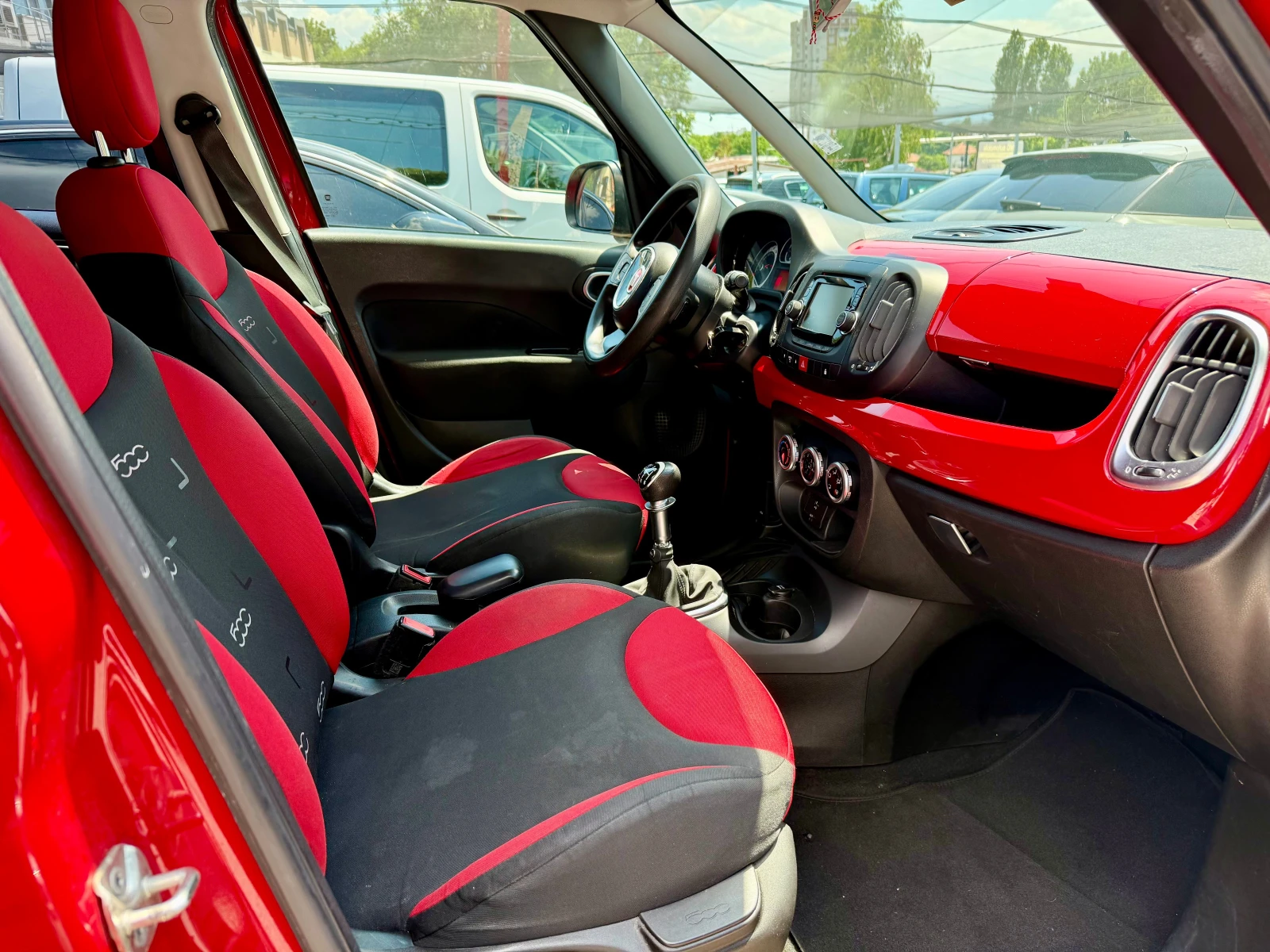 Fiat 500L, снимка 13 - Автомобили и джипове - 55172580