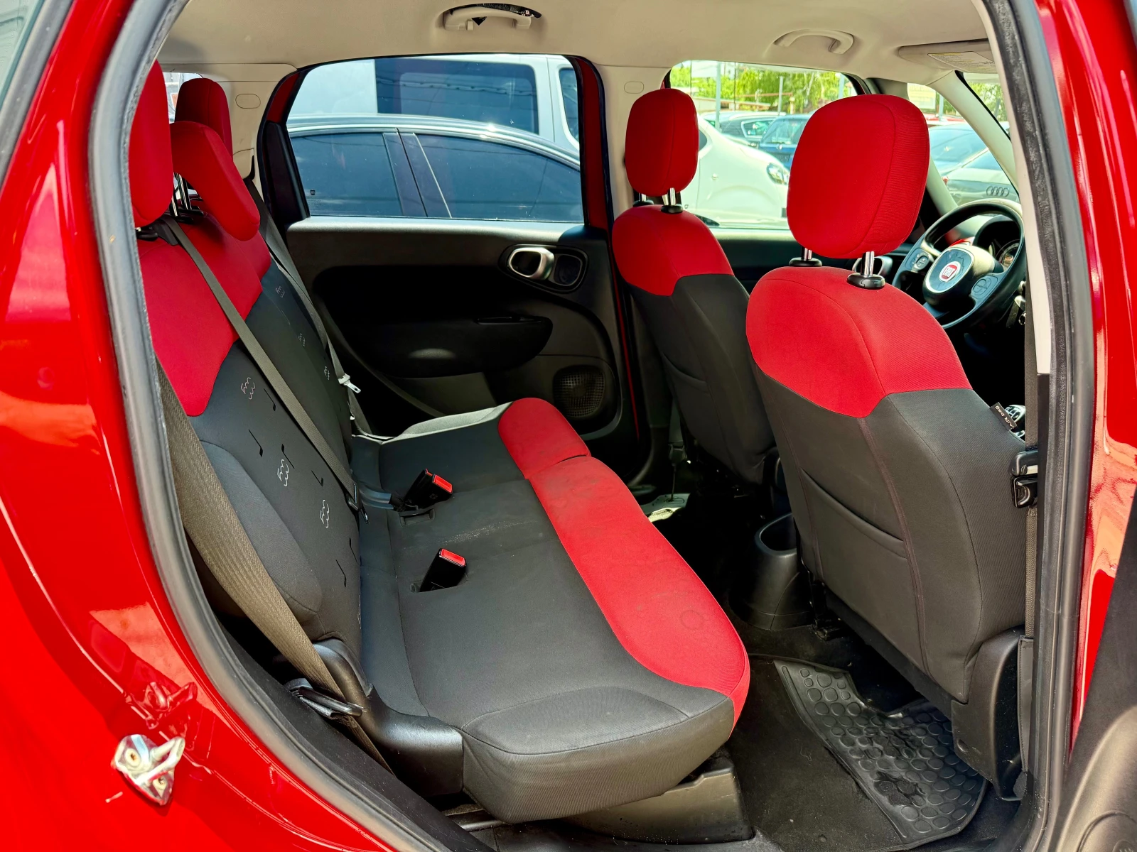 Fiat 500L, снимка 15 - Автомобили и джипове - 55172580