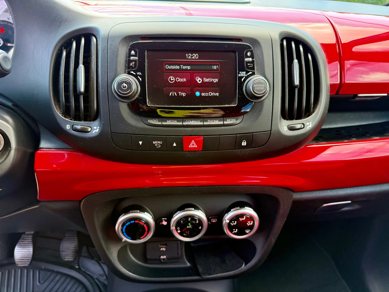 Fiat 500L, снимка 11 - Автомобили и джипове - 55172580