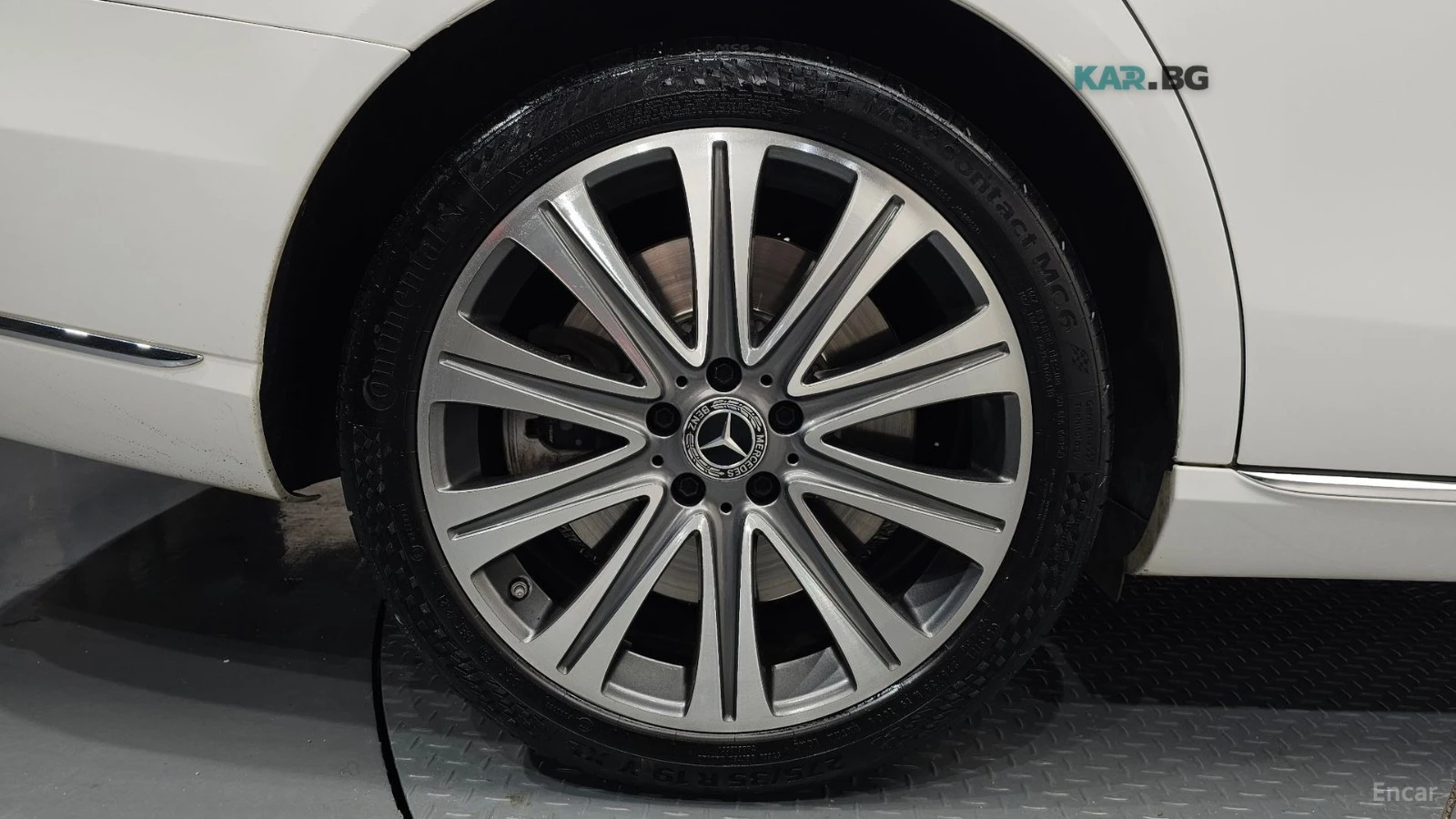 Mercedes-Benz E 450 4MATIC/M276 V6/LANE ASSIST/PANO, снимка 5 - Автомобили и джипове - 55180447