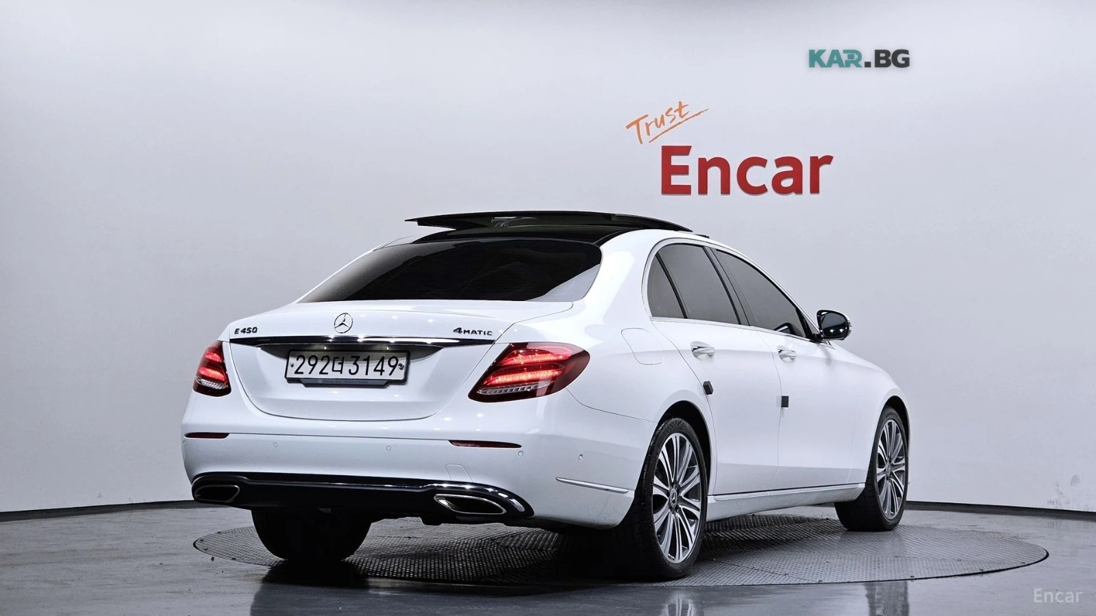 Mercedes-Benz E 450 4MATIC/M276 V6/LANE ASSIST/PANO, снимка 2 - Автомобили и джипове - 55180447
