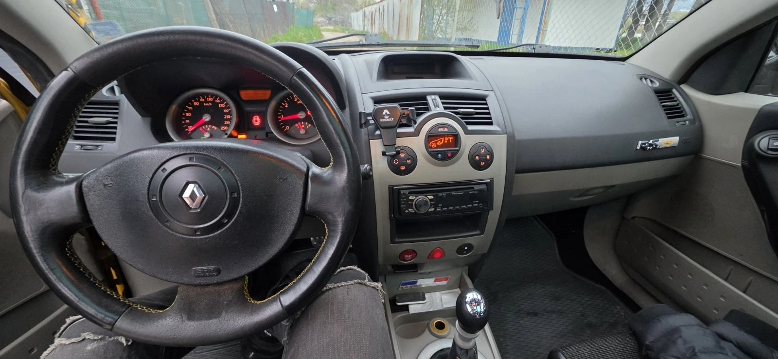 Renault Megane 2.0 16V RS, снимка 8 - Автомобили и джипове - 55826532