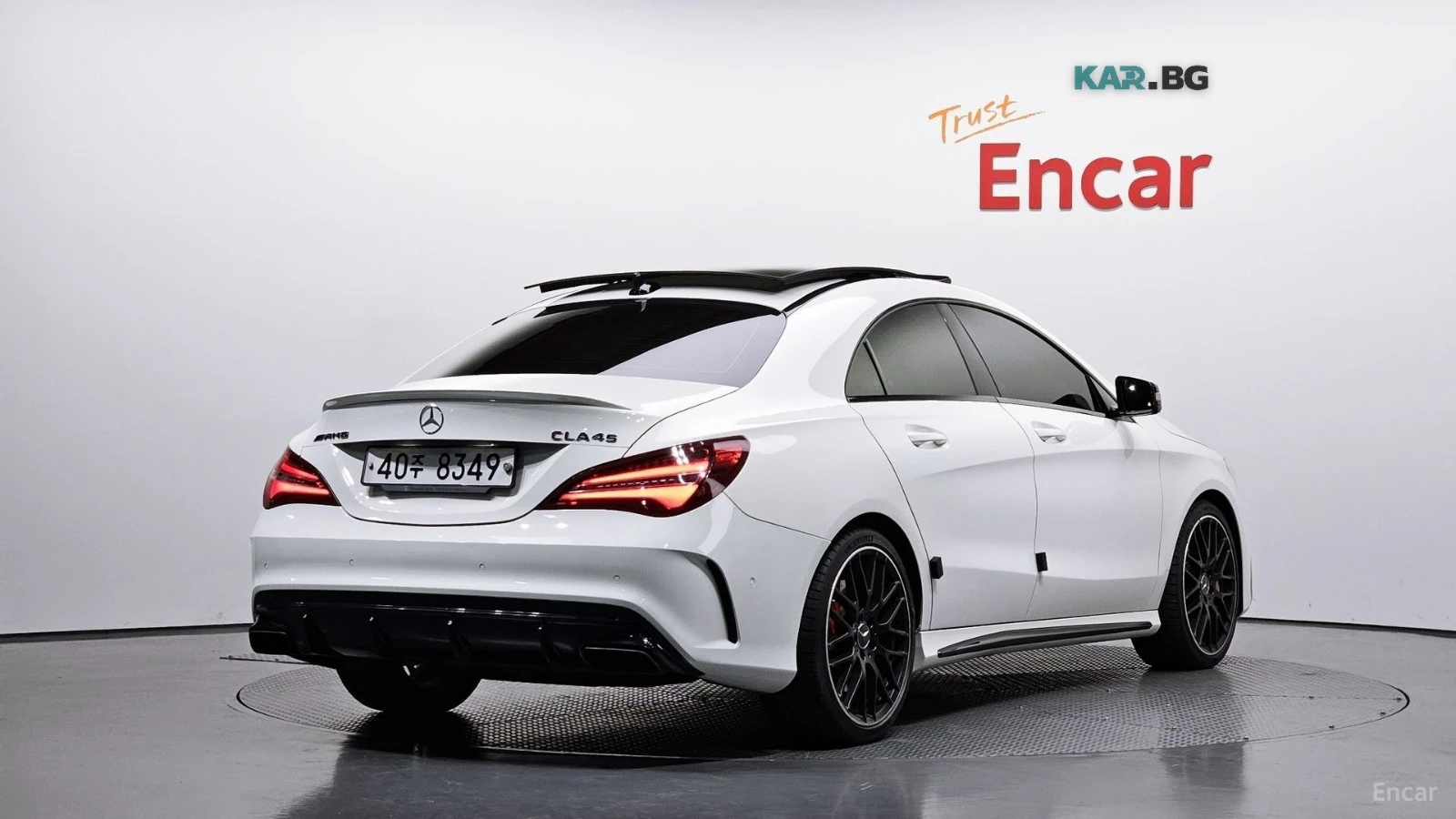 Mercedes-Benz CLA 45 AMG 4MATIC* ПОДГРЕВ* КАМЕРА* SUNROOF* KEYLESS* , снимка 3 - Автомобили и джипове - 55832912