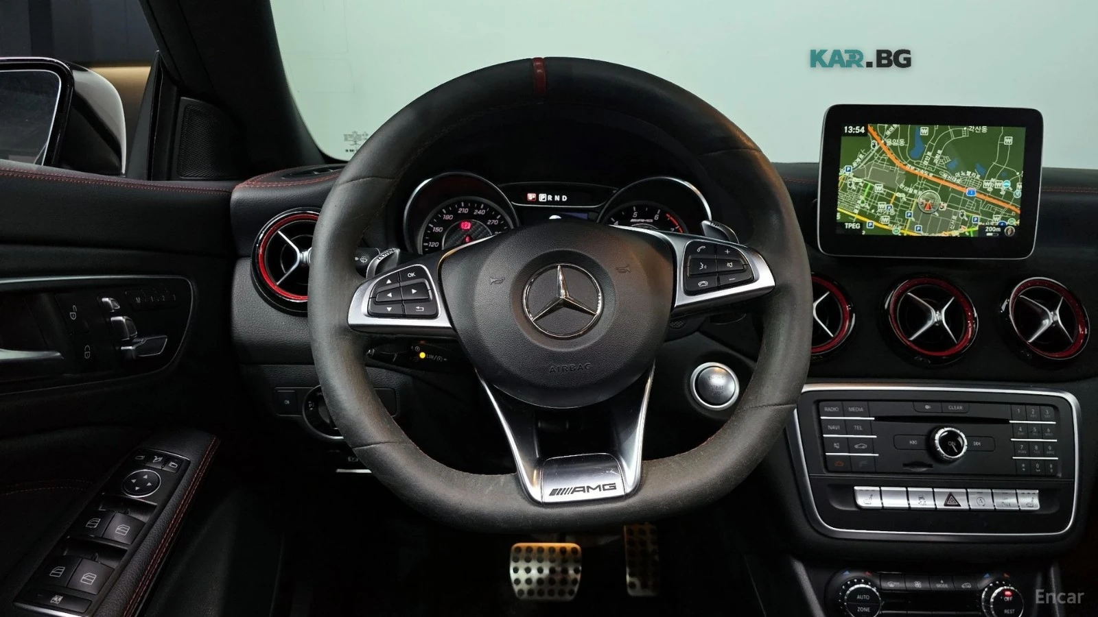 Mercedes-Benz CLA 45 AMG 4MATIC* ПОДГРЕВ* КАМЕРА* SUNROOF* KEYLESS* , снимка 6 - Автомобили и джипове - 55832912