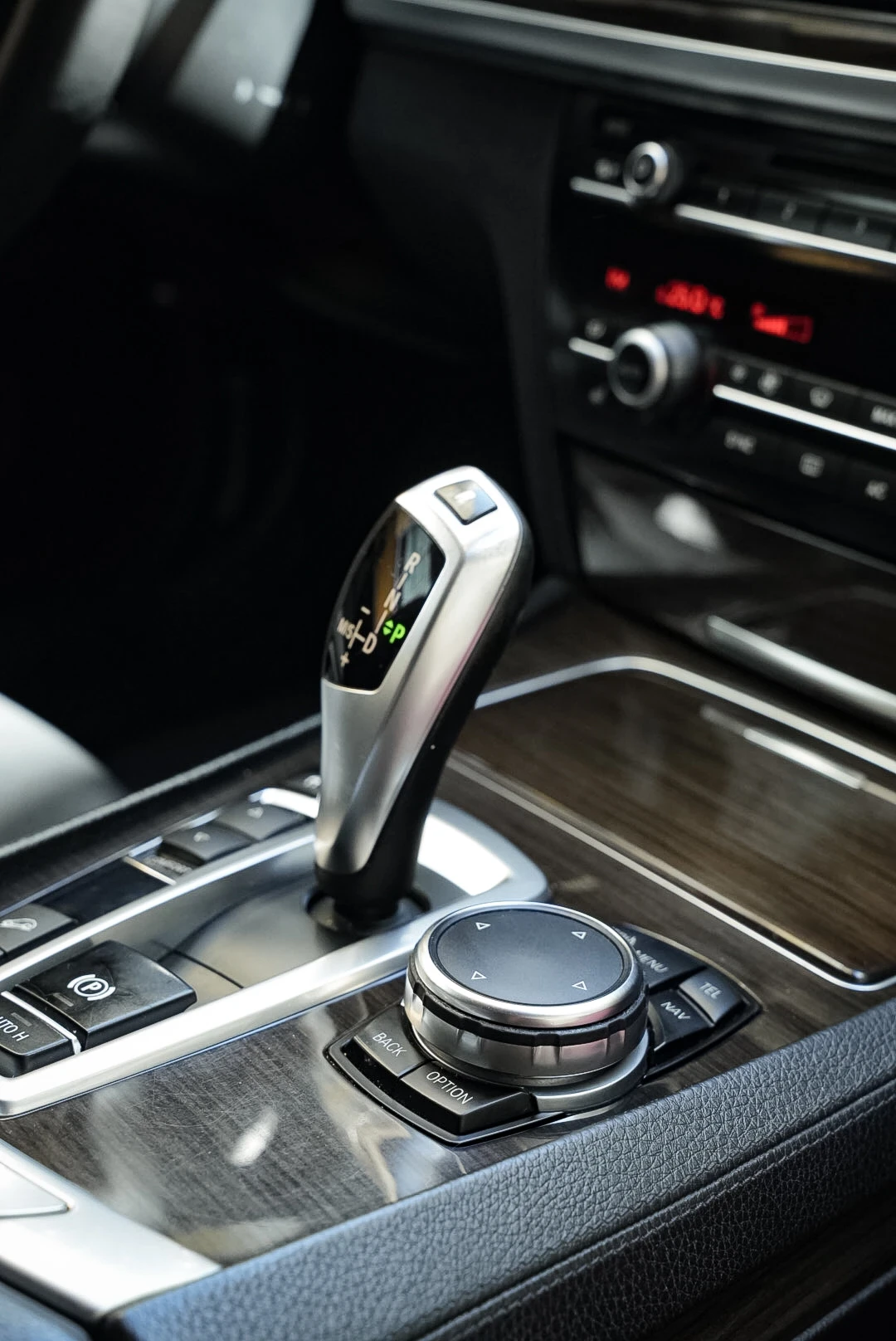 BMW 730 730xDrive , снимка 12 - Автомобили и джипове - 55967512