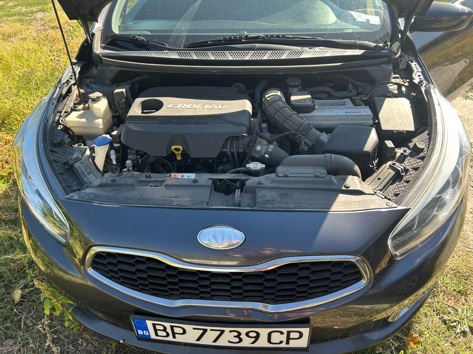 Kia Ceed 1.6 110 CRDI, снимка 8 - Автомобили и джипове - 56112964