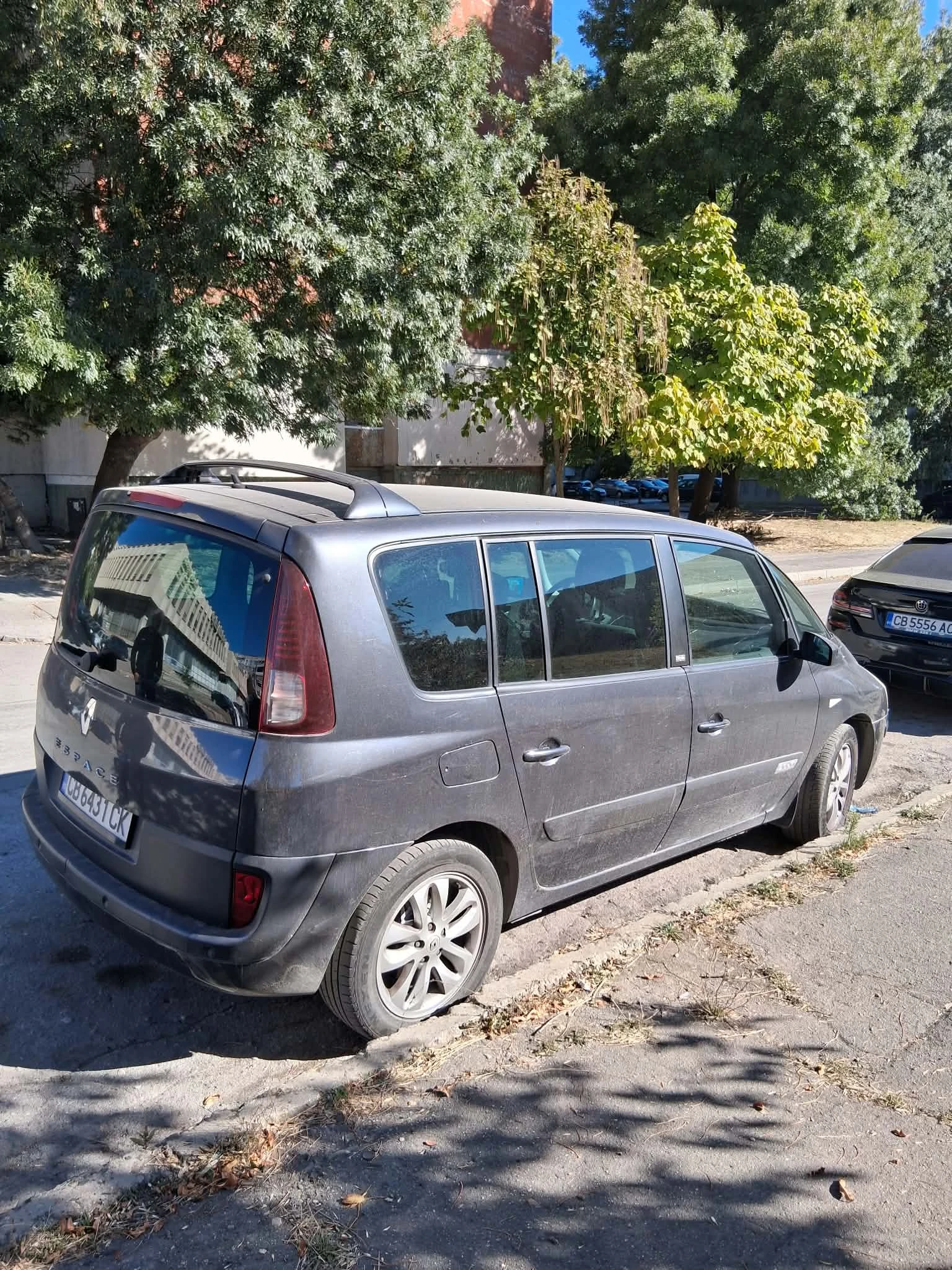 Renault Espace, снимка 4 - Автомобили и джипове - 56344074