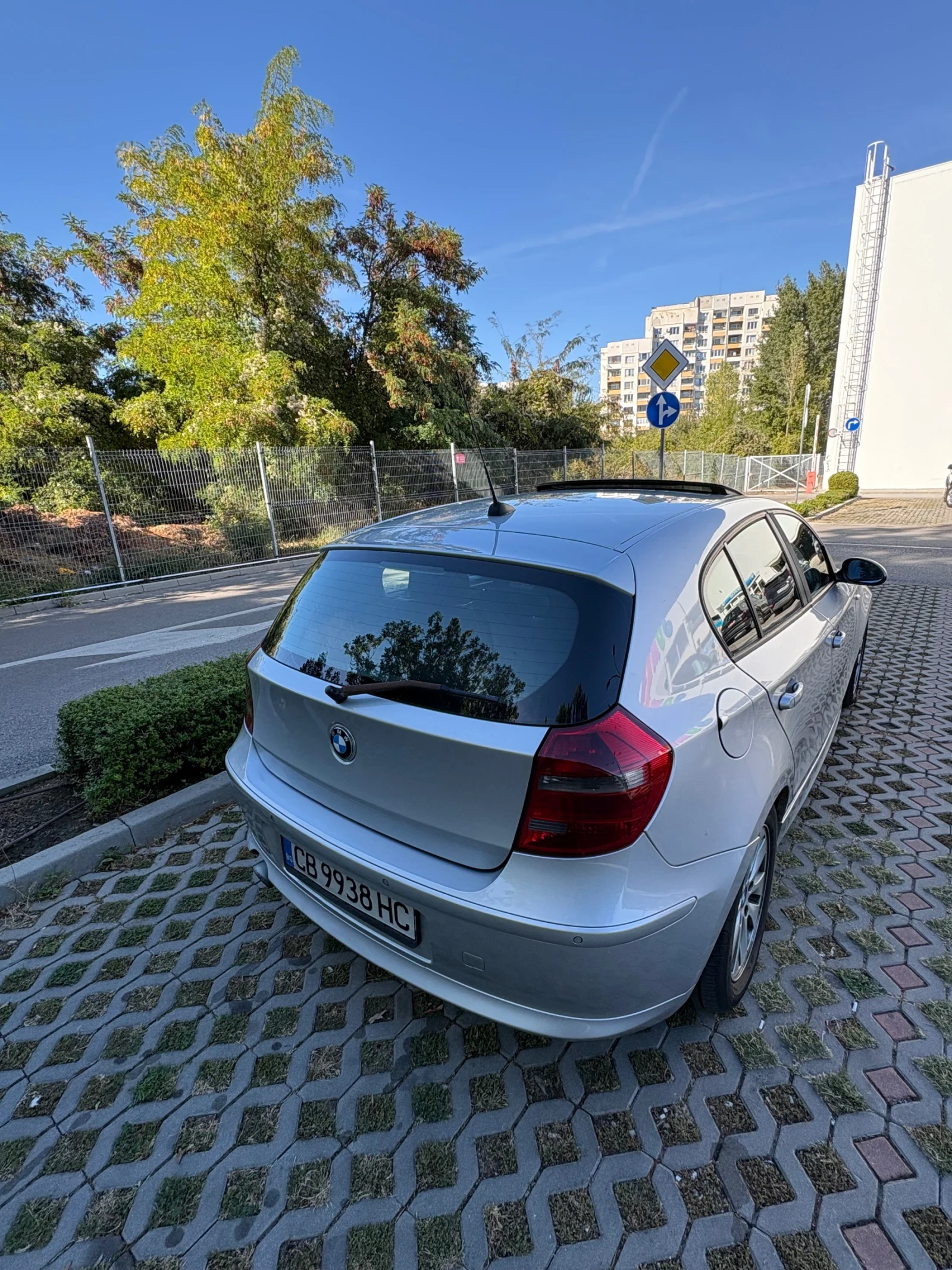 BMW 120, снимка 4 - Автомобили и джипове - 56416723
