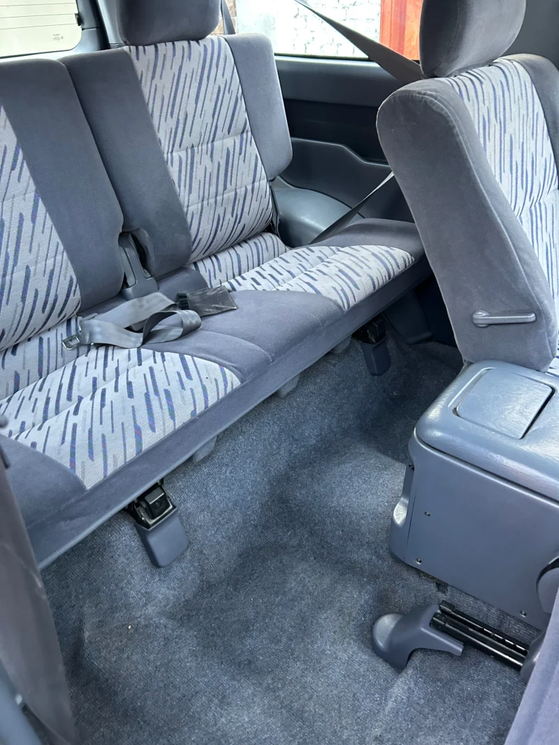 Toyota Land cruiser, снимка 4 - Автомобили и джипове - 52673544