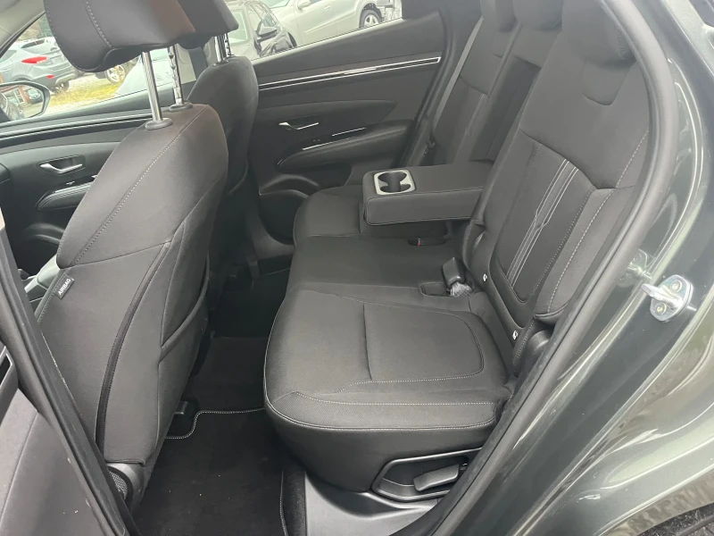 Hyundai Tucson 1.6crdi 48V mild hibrid, снимка 11 - Автомобили и джипове - 52703656
