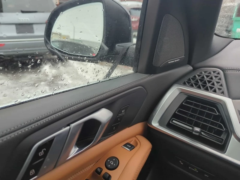 BMW X5 * xDrive50e * CARFAX * БЕЗ ПЪРВОНАЧАЛНА ВНОСКА, снимка 10 - Автомобили и джипове - 53102556