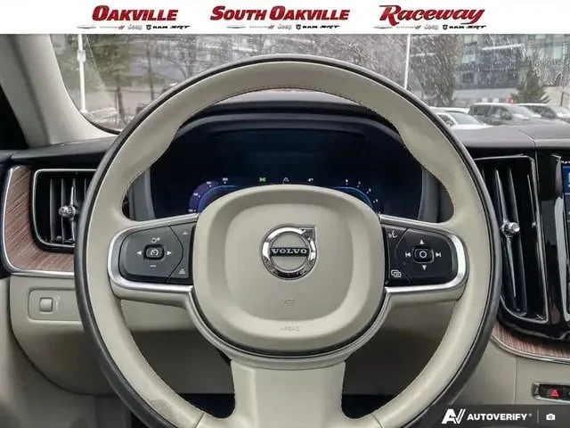 Volvo XC60 * MOMENTUM * CARFAX * ЦЕНА ДО БЪЛГАРИЯ, снимка 13 - Автомобили и джипове - 53224087