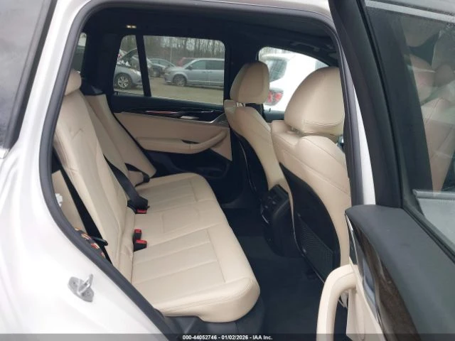 BMW X3 Xdrive30I* KEYLESS* ДИГИТАЛНО* ТАБЛО , снимка 11 - Автомобили и джипове - 53805382