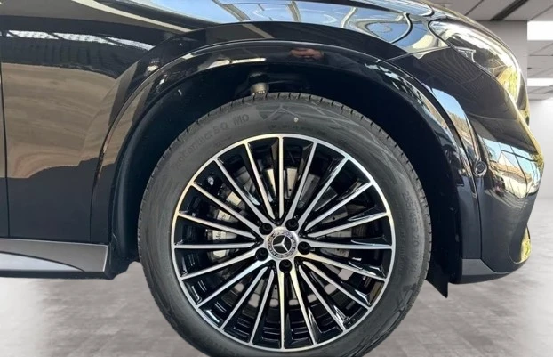 Mercedes-Benz GLC 300 d Coupe 4Matic = AMG Line = Гаранция, снимка 3 - Автомобили и джипове - 55822823