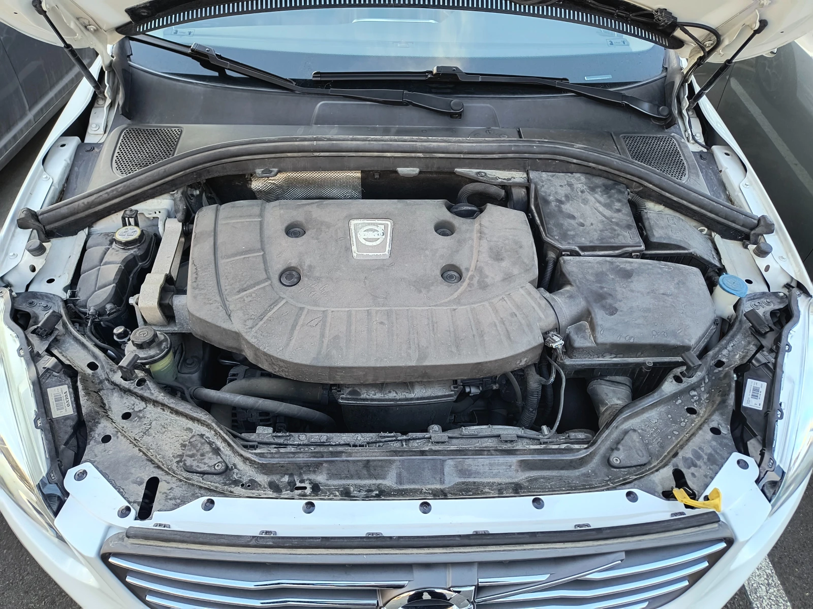 Volvo XC60, снимка 13 - Автомобили и джипове - 53942420