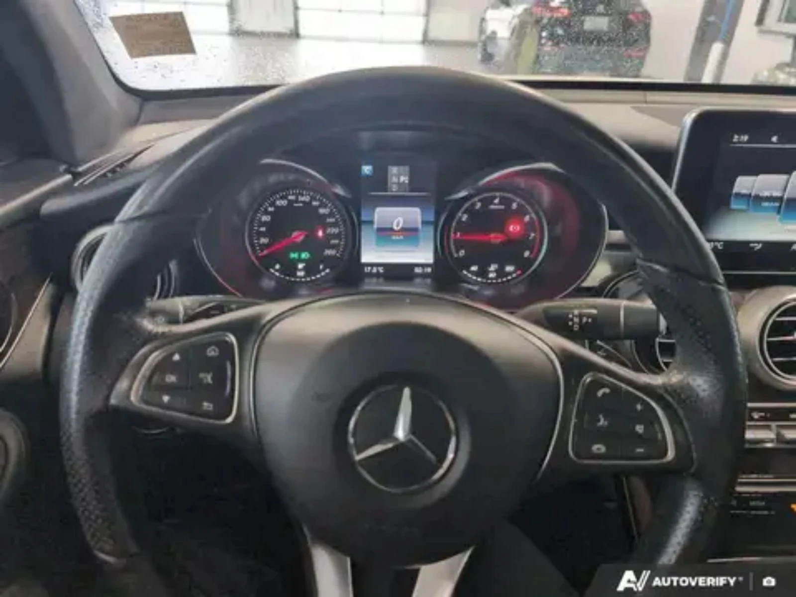 Mercedes-Benz GLC 300 2019/133000KM/PANO/PODGREV/CAMERA/4MATIC, снимка 11 - Автомобили и джипове - 53988918