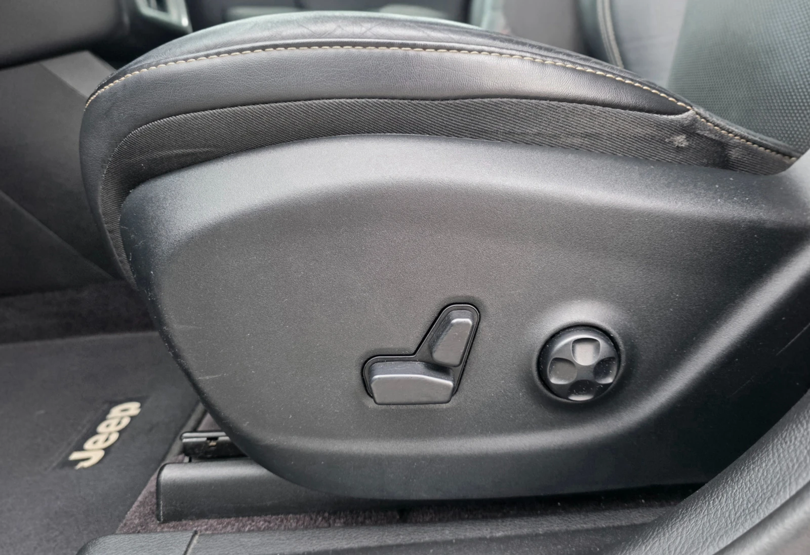 Jeep Cherokee 2.2M JET 4WD LIMITED EURO6B, снимка 12 - Автомобили и джипове - 54020889