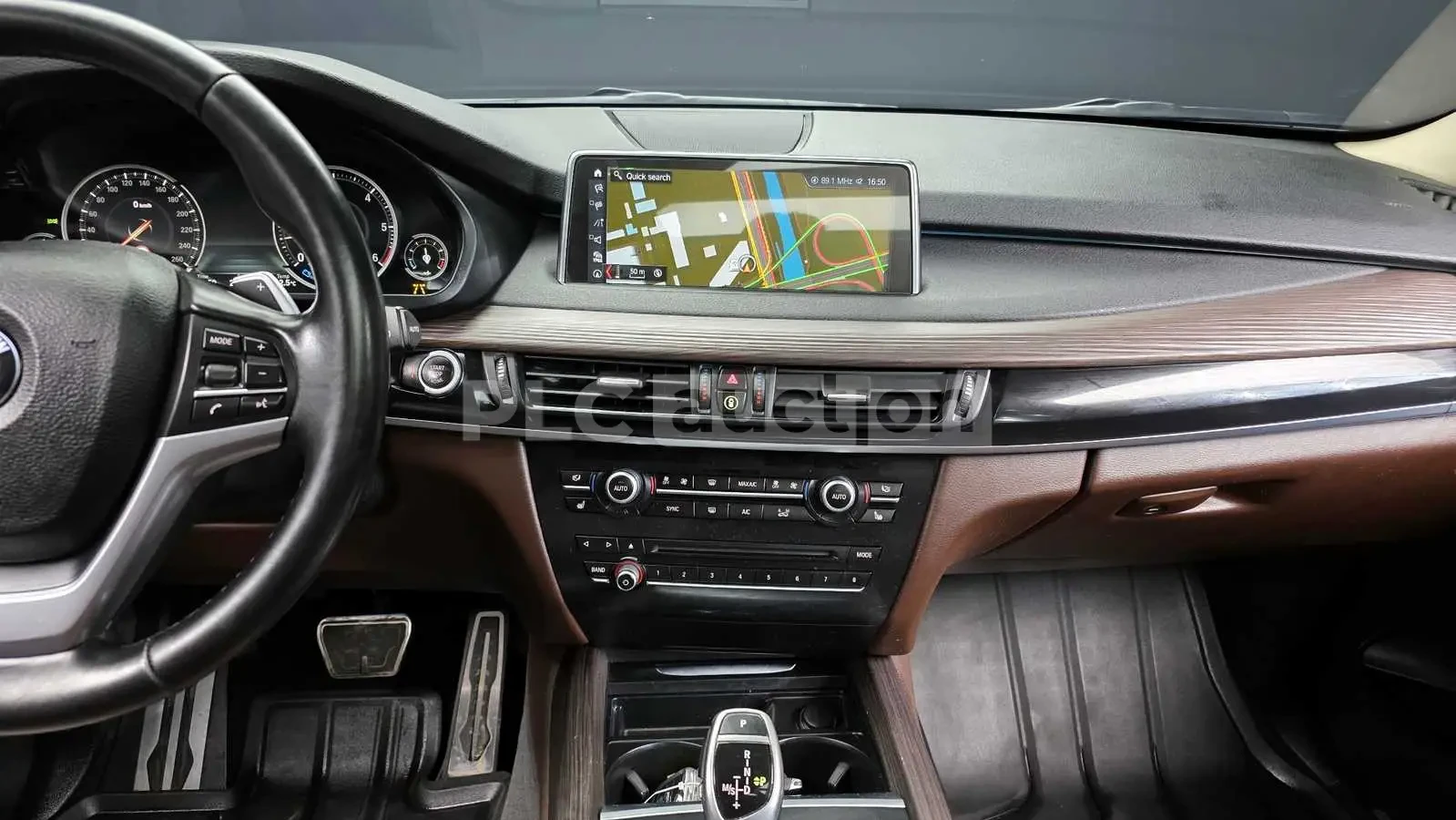 BMW X5 ПОДГРЕВИ * ПАНО * HEAD-UP * KEYLESS, снимка 13 - Автомобили и джипове - 54273257